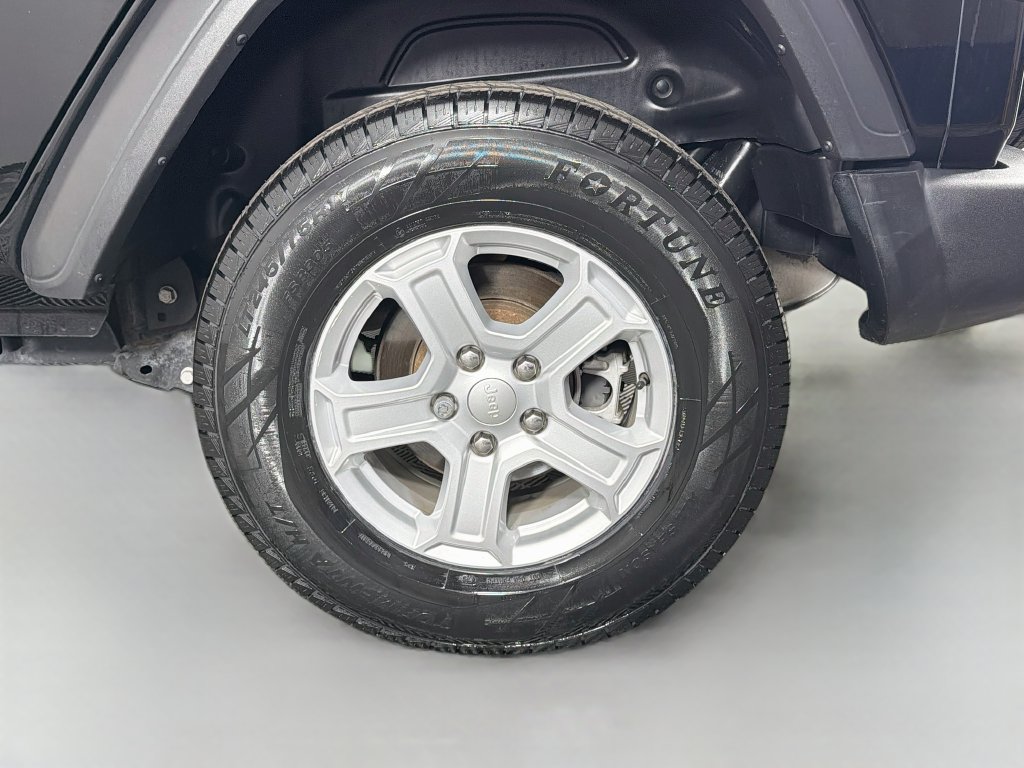 Used 2021 Jeep Wrangler Unlimited Sport AWD/4WD image 29