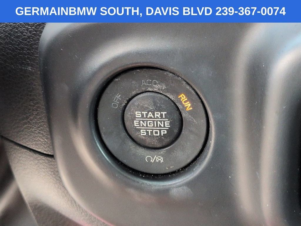 Used 2022 Jeep Wrangler Unlimited Sport AWD/4WD image 28