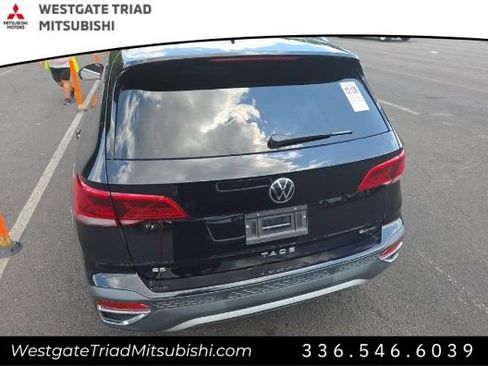 Used 2022 Volkswagen Taos SE AWD/4WD image 5