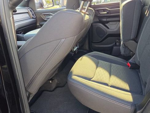 Used 2025 RAM 1500 Big Horn AWD/4WD image 6