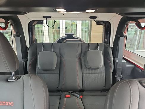 Used 2020 Jeep Wrangler Rubicon w/ LED Lighting Group AWD/4WD image 27
