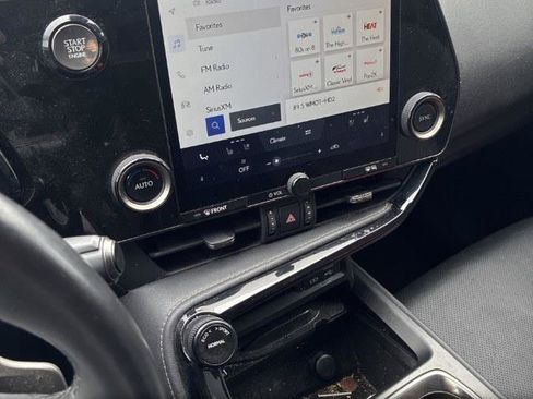 Used 2023 Lexus NX 250 FWD w/ Towing Package (2000 Lbs) image 13