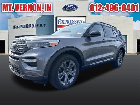 Used 2023 Ford Explorer XLT w/ Equipment Group 202A AWD/4WD image 1