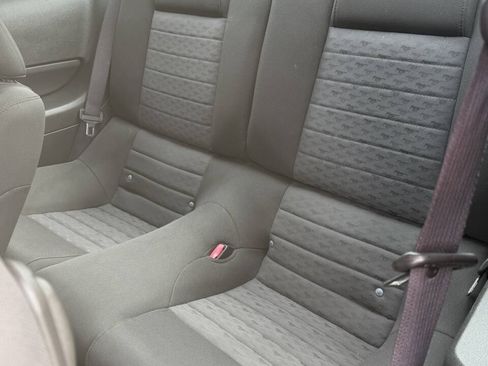 Used 2005 Ford Mustang GT Premium RWD image 13