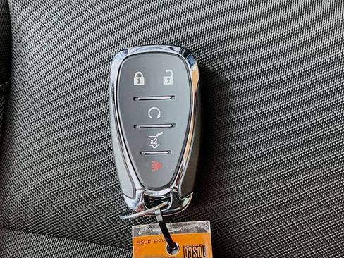 Used 2024 Chevrolet TrailBlazer LT w/ Convenience Package FWD image 12