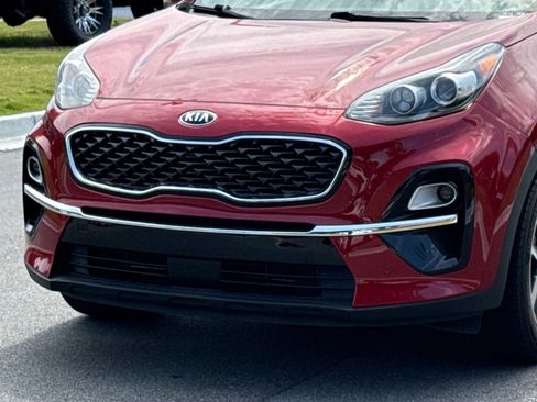 Used 2021 Kia Sportage EX w/ EX Technology Package FWD image 9