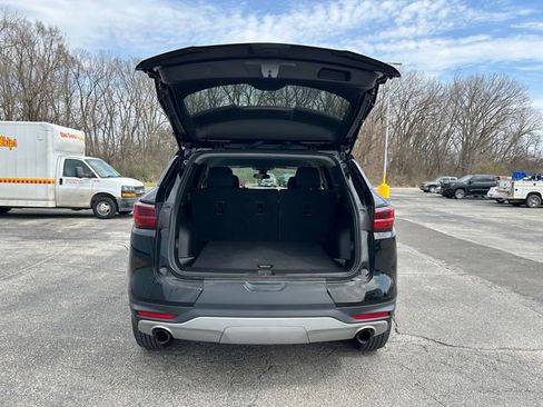 Used 2025 Chevrolet Blazer LT image 17