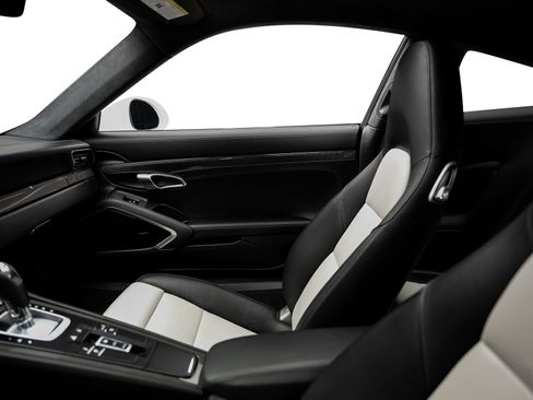 Used 2019 Porsche 911 Turbo AWD/4WD image 59
