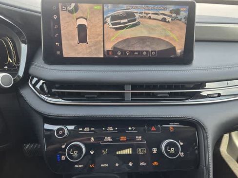 Certified 2026 INFINITI QX60 Luxe w/ Cargo Package FWD image 16
