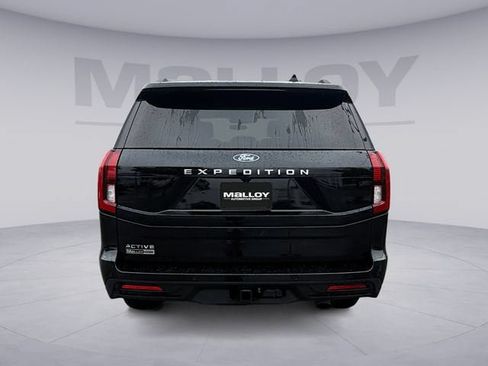 Certified 2025 Ford Expedition Active AWD/4WD image 4