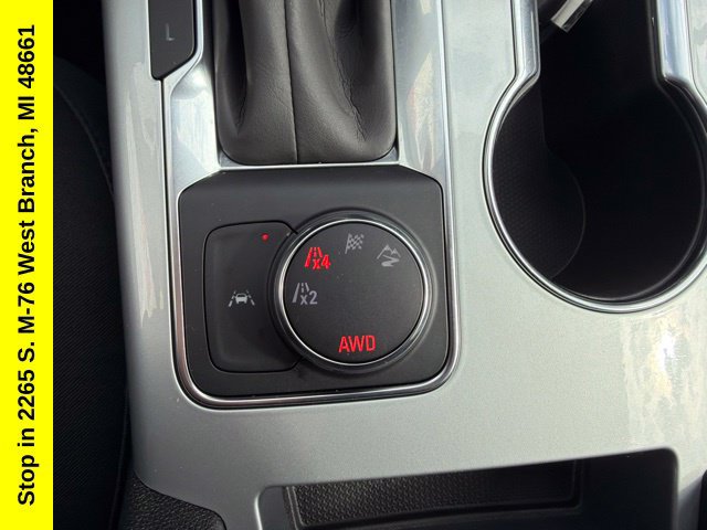 Used 2024 Chevrolet Blazer LT w/ Convenience Package AWD/4WD image 46