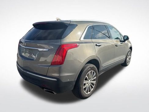 Used 2018 Cadillac XT5 Luxury w/ Driver Awareness Package image 5