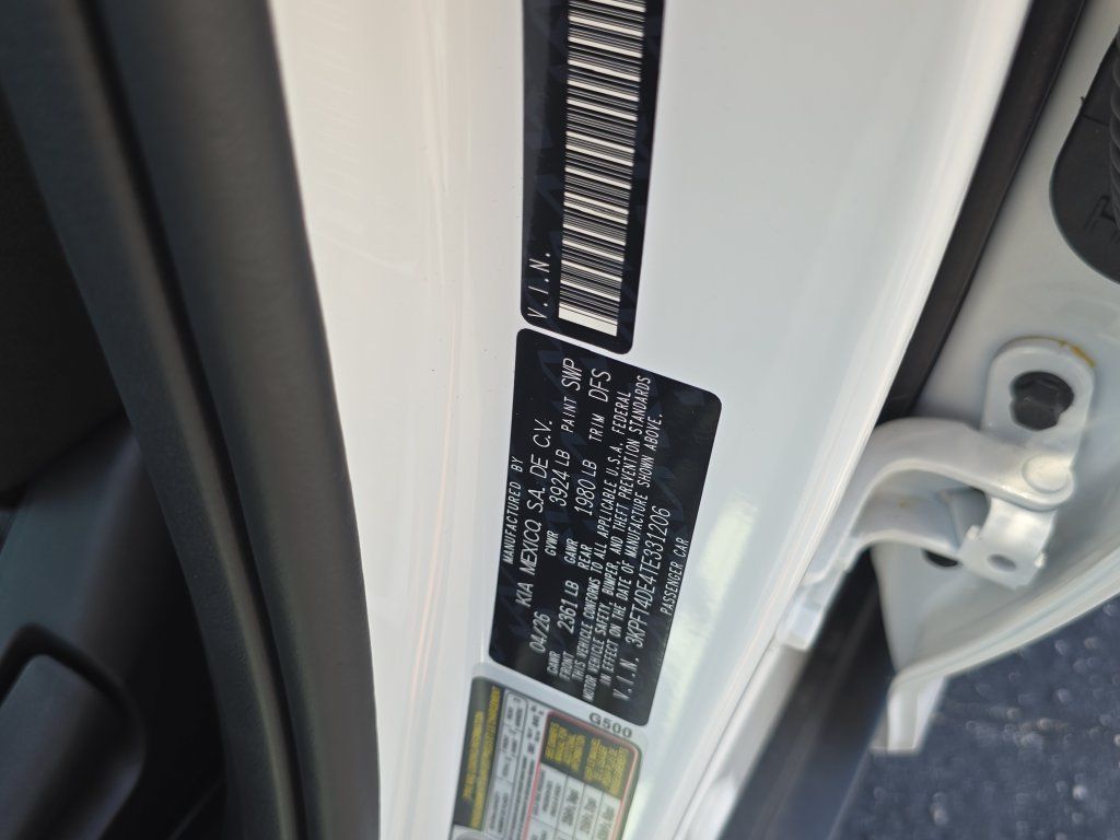 New 2026 Kia K4 FWD image 32
