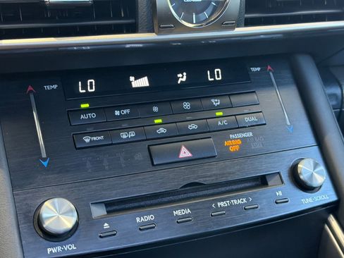 Used 2017 Lexus IS 200t F Sport w/ F Sport Package RWD image 26