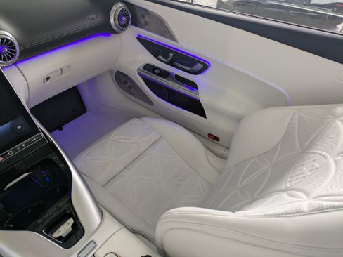 New 2026 Mercedes-Benz Maybach SL 680 image 18