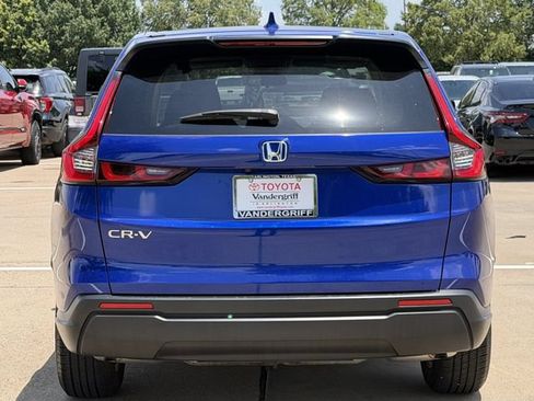 Used 2025 Honda CR-V EX image 5