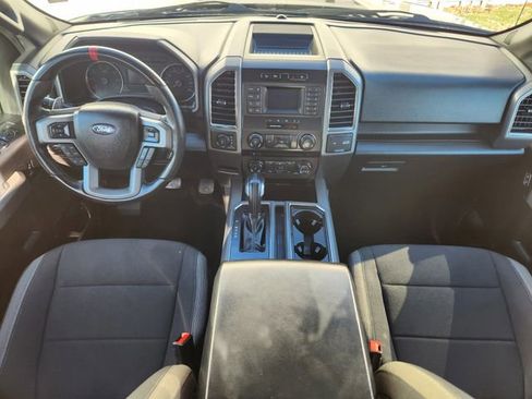 Used 2018 Ford F150 Raptor image 14