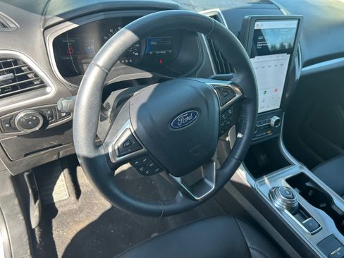 Used 2024 Ford Edge SEL w/ Convenience Package AWD/4WD image 13