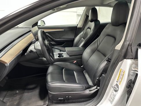 Used 2023 Tesla Model 3 Standard Range image 12