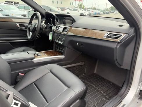 Used 2016 Mercedes-Benz E 350 Sedan image 11