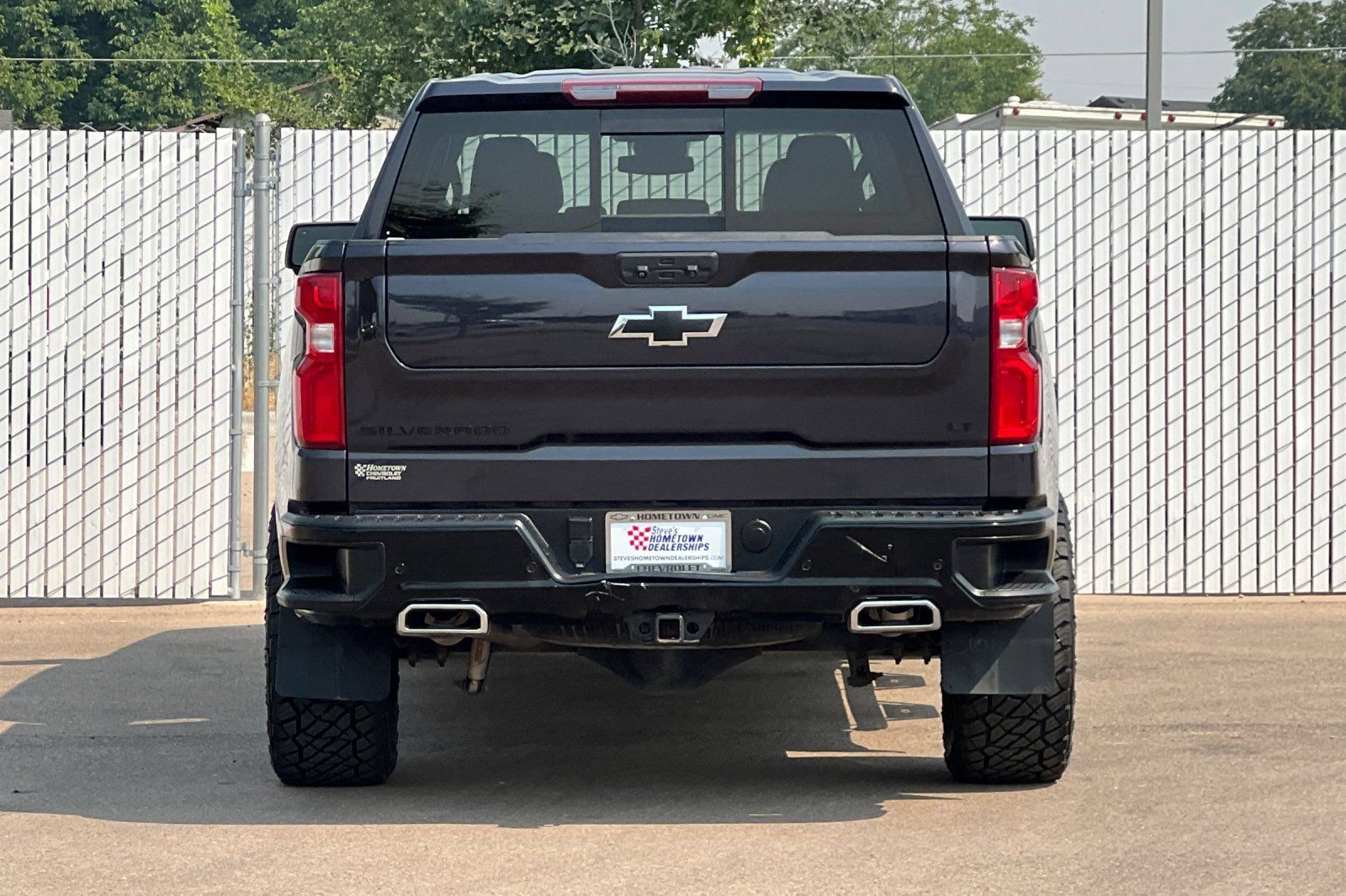 Used 2023 Chevrolet Silverado 1500 LT Trail Boss w/ LT Trail Boss Premium Package AWD/4WD image 5