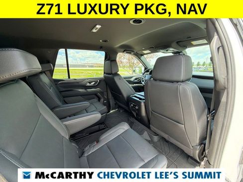 Used 2024 Chevrolet Tahoe Z71 w/ Luxury Package AWD/4WD image 37