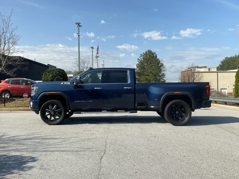 Used 2021 GMC Sierra 3500 Denali w/ Denali Ultimate Package image 14