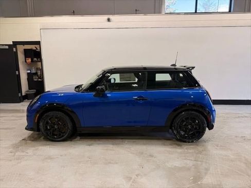 New 2026 MINI Cooper S image 2