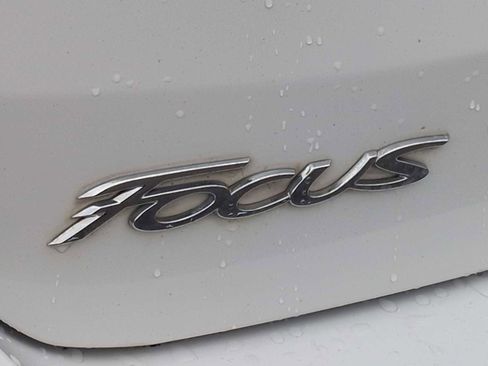 Used 2015 Ford Focus SE image 13