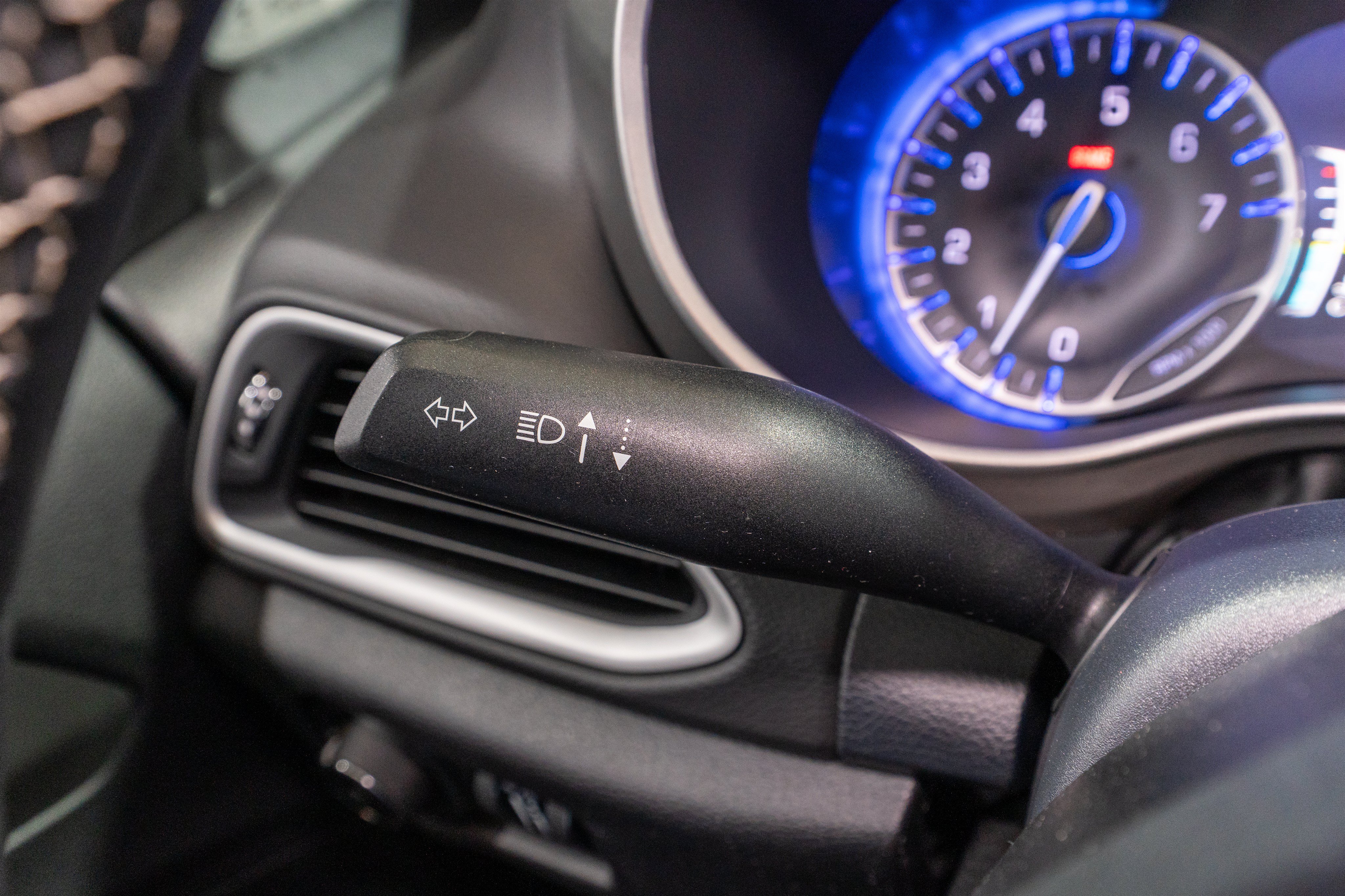 Used 2025 Chrysler Pacifica Select FWD image 27