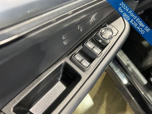 Used 2024 Ford Edge SE AWD/4WD image 13