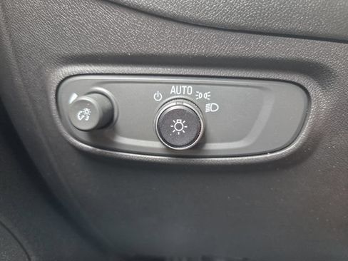 Used 2023 Chevrolet Equinox LT FWD image 21