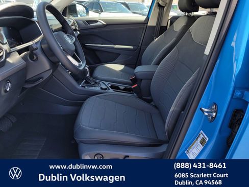 New 2025 Volkswagen Taos SE image 13