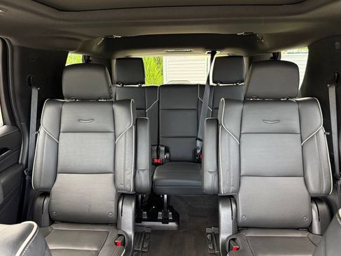 Used 2024 Cadillac Escalade Sport w/ LPO, ONYX Package AWD/4WD image 40