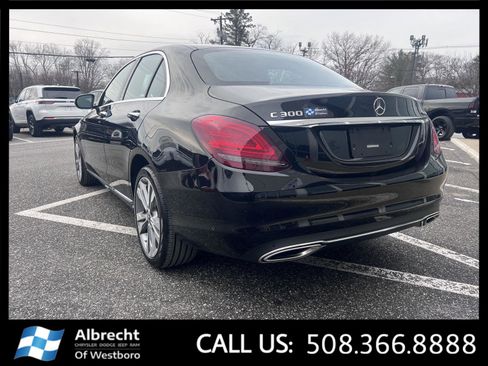 Used 2020 Mercedes-Benz C 300 4MATIC Sedan image 3