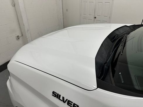 Used 2020 Chevrolet Silverado 1500 Custom w/ Custom Value Package RWD image 24