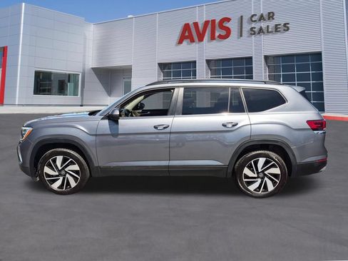 Used 2025 Volkswagen Atlas SE AWD/4WD image 10