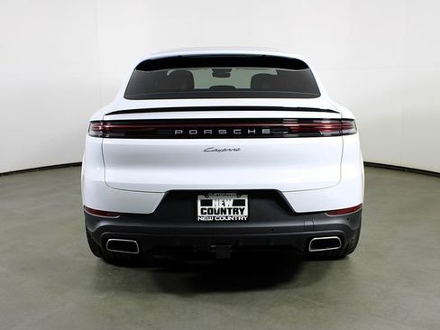 New 2026 Porsche Cayenne Coupe AWD/4WD image 6
