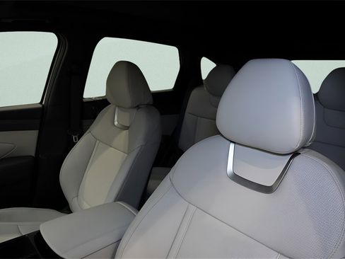 New 2025 Hyundai Tucson Limited image 7