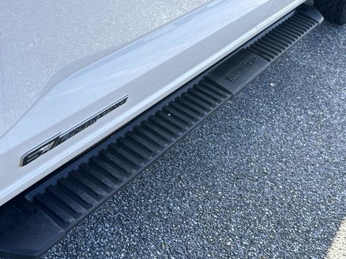 Used 2024 Ford F250 XLT image 9