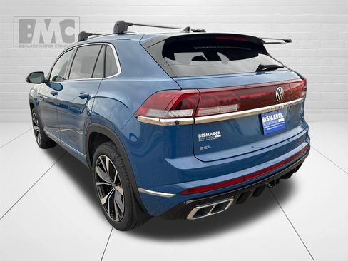New 2026 Volkswagen Atlas Cross Sport SEL Premium R-Line AWD/4WD image 4