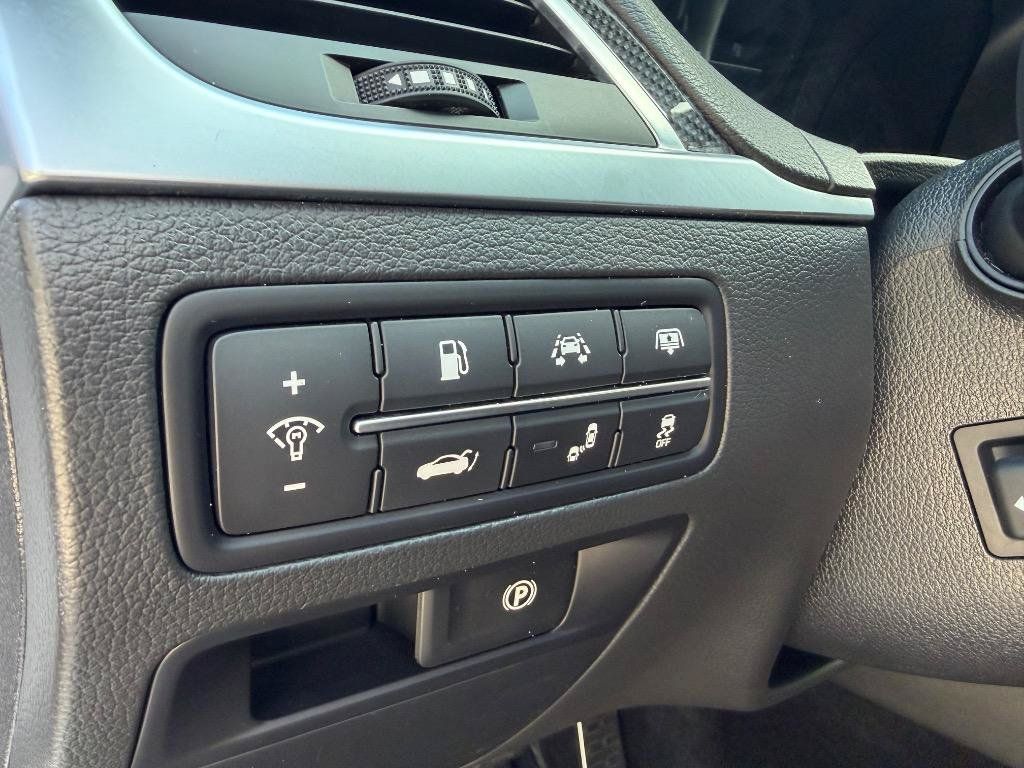 Used 2018 Genesis G80 3.3T Sport RWD image 13