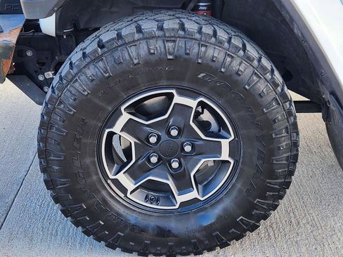 Used 2021 Jeep Gladiator Mojave image 27