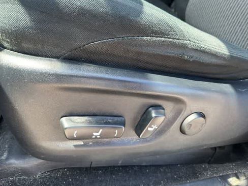 Used 2015 Toyota 4Runner SR5 image 7