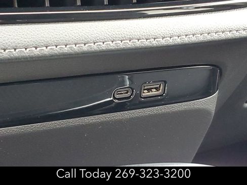 New 2026 Buick Enclave Preferred w/ Power Package image 36