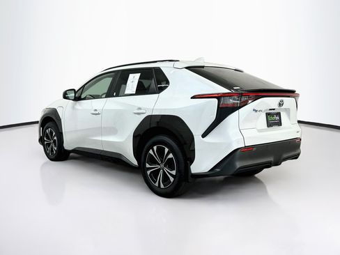 Used 2023 Toyota bZ4X AWD w/ Weather Package image 5