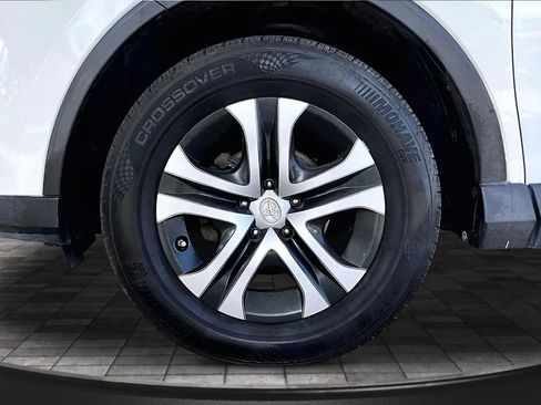 Used 2017 Toyota RAV4 LE image 30