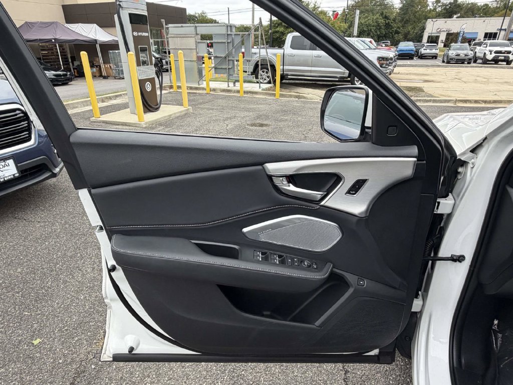 Used 2023 Acura RDX w/ Technology Package AWD/4WD image 12