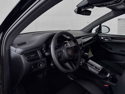 New 2026 Porsche Macan Turbo image 4
