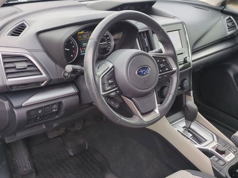 Certified 2023 Subaru Forester Premium image 2